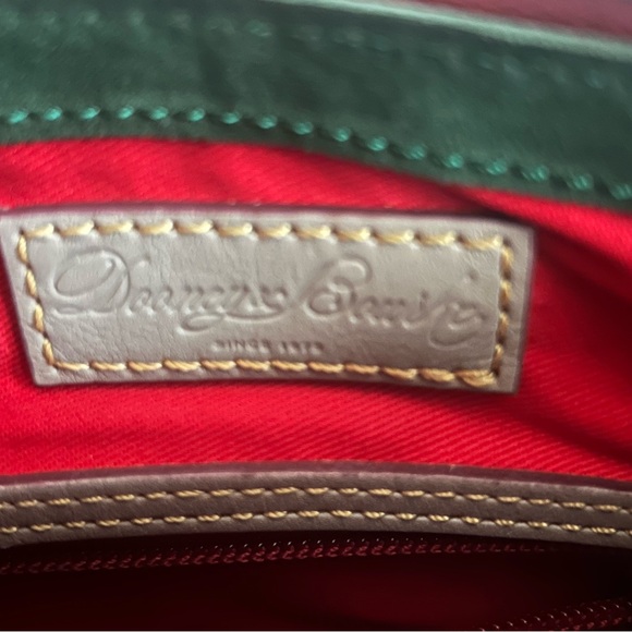 Dooney & Bourke Florentine Pocket Crossbody Ecru excellent like new condition - Picture 5 of 10